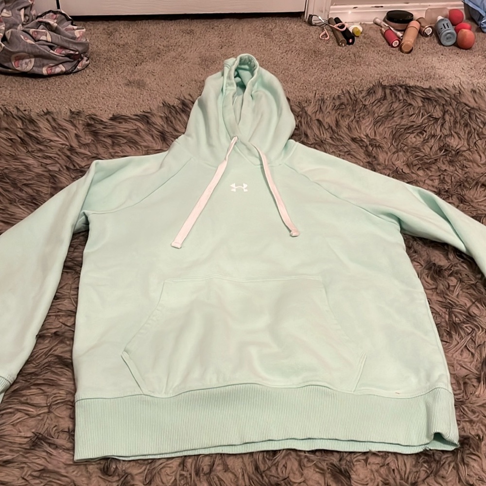 Under Armour Sweatshirt